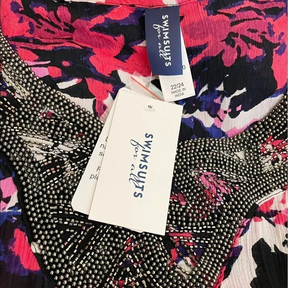 Swimsuits For All | Kaftan Cover Up Beaded Neckline Floral - Picture 6 of 8